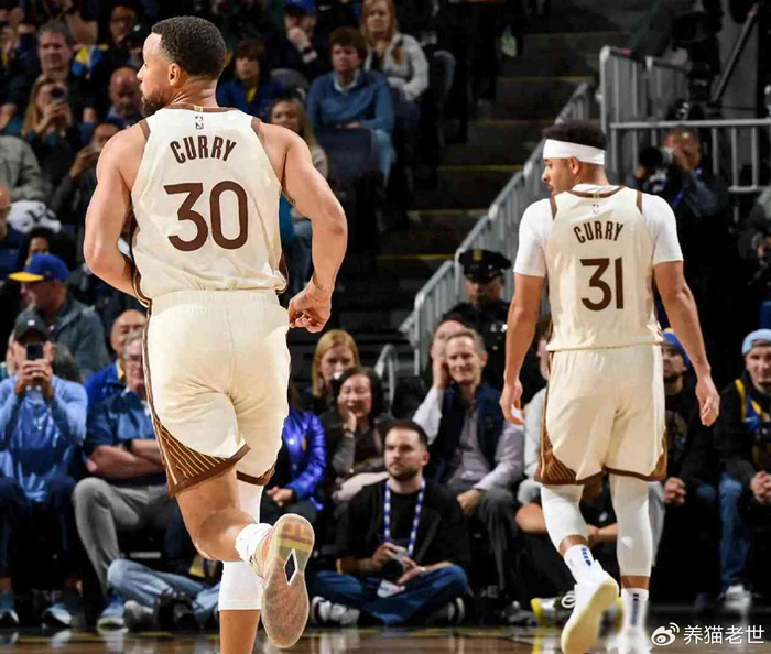 九游体育app登录-勇士替补打满全场，一群“临时工”硬把球队拽回附加塞边缘|金州勇士队|nba|球员|比赛|阵容_新浪体育_新浪新闻